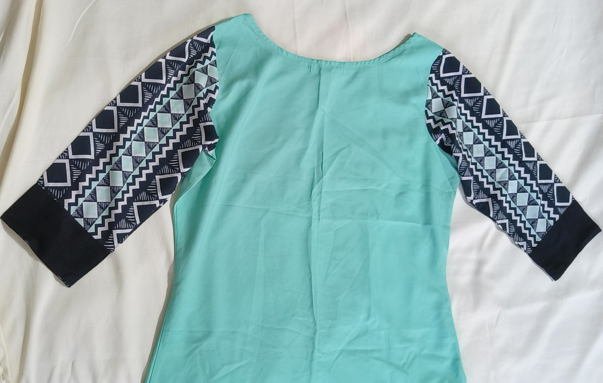 Teal Green & Black Kurta Size M